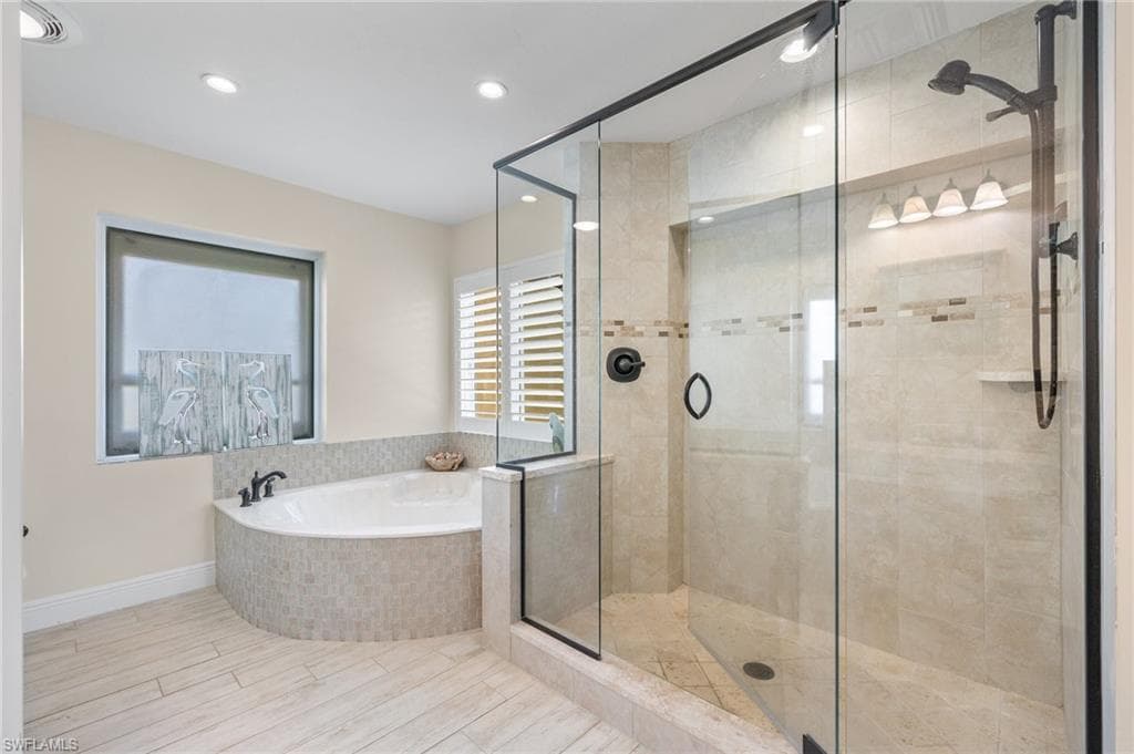 664 Bimini Ave, Marco Island, FL 34145-12
