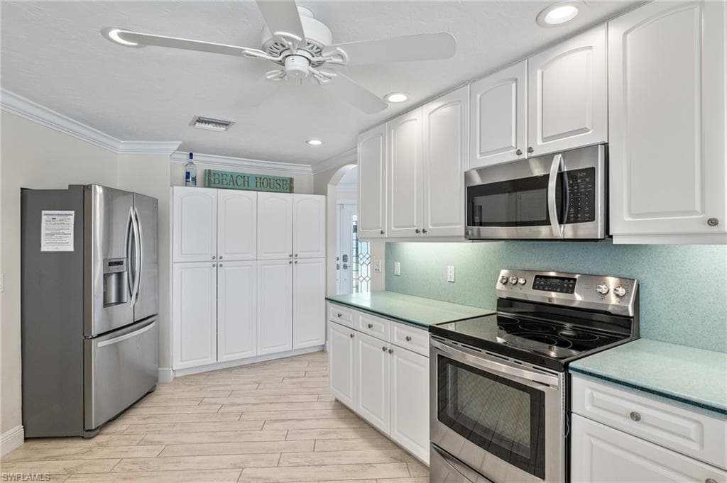 664 Bimini Ave, Marco Island, FL 34145-14