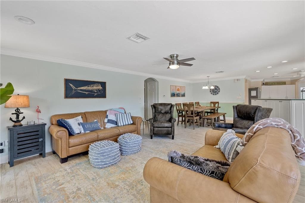 664 Bimini Ave, Marco Island, FL 34145-17