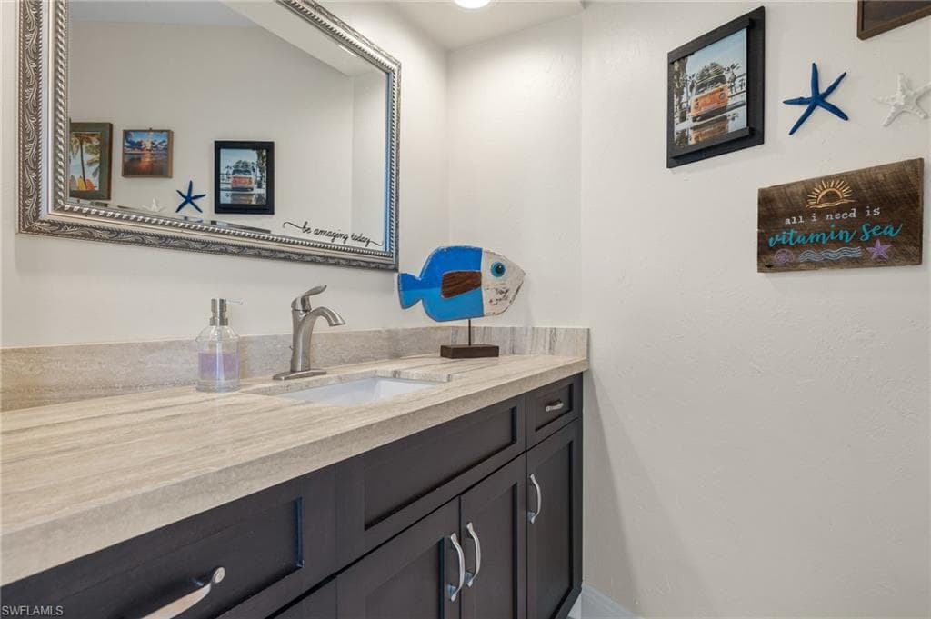 664 Bimini Ave, Marco Island, FL 34145-22