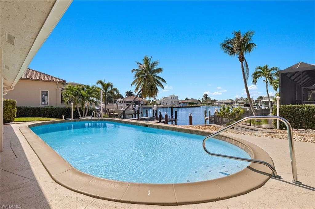664 Bimini Ave, Marco Island, FL 34145-25
