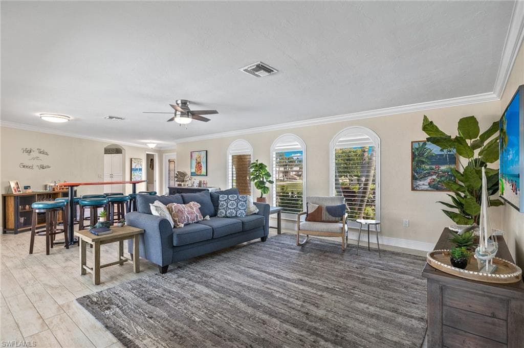 664 Bimini Ave, Marco Island, FL 34145-8