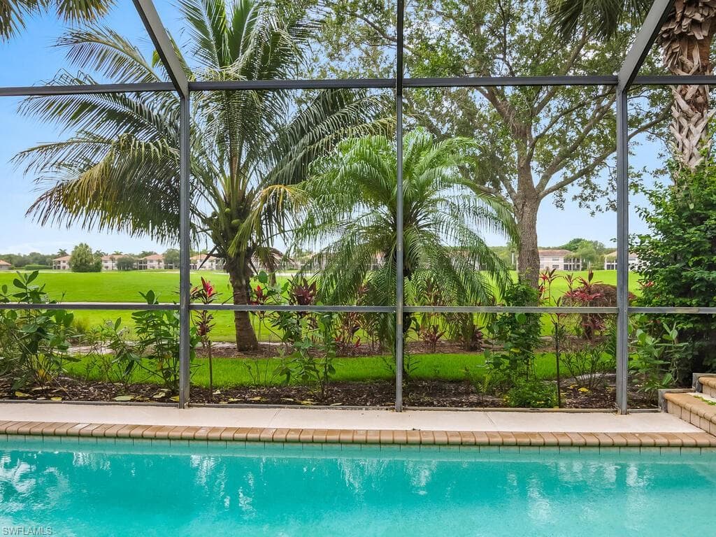 10212 Gator Bay Ct E, Naples, FL 34120-28