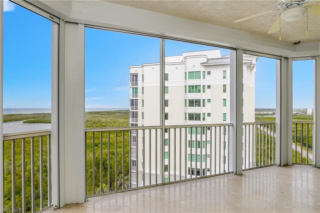 275 Indies Way 1606, Naples, FL 34110-10