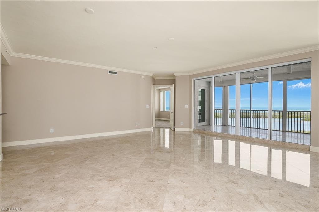 275 Indies Way 1606, Naples, FL 34110-18