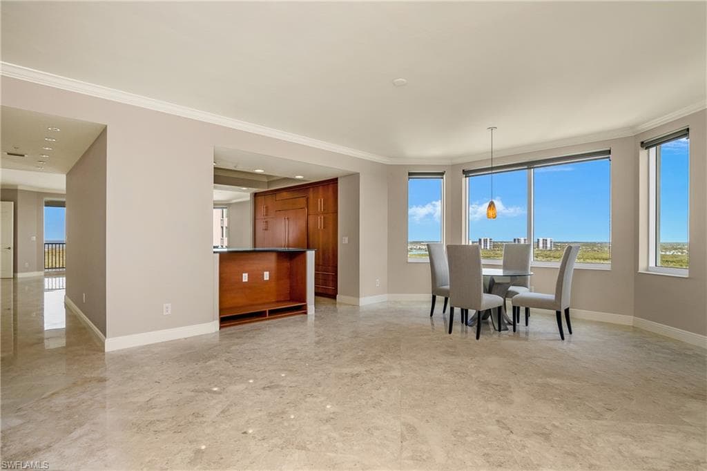 275 Indies Way 1606, Naples, FL 34110-26
