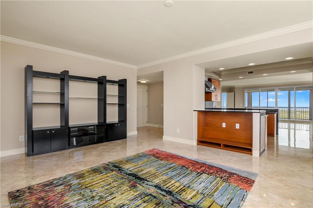275 Indies Way 1606, Naples, FL 34110-28