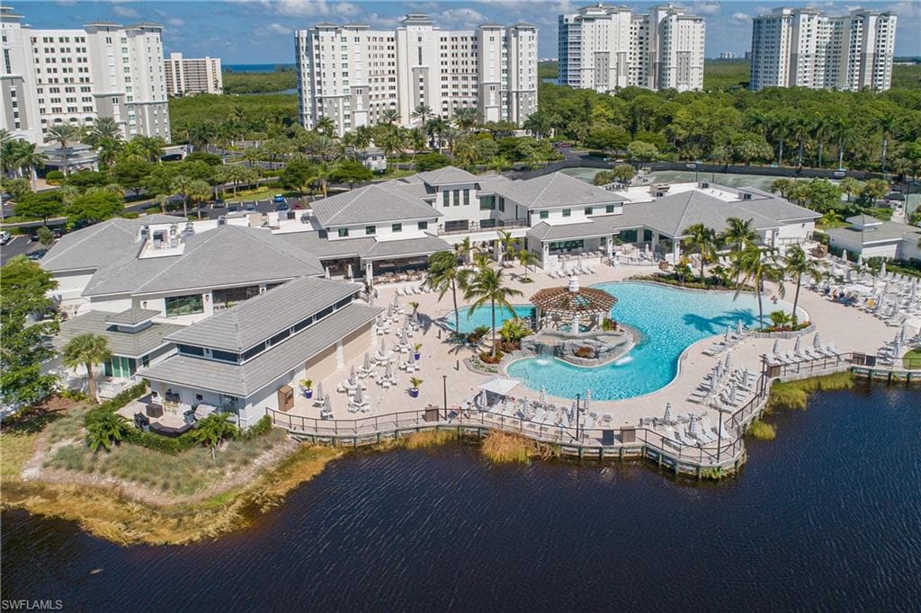 275 Indies Way 1606, Naples, FL 34110-2
