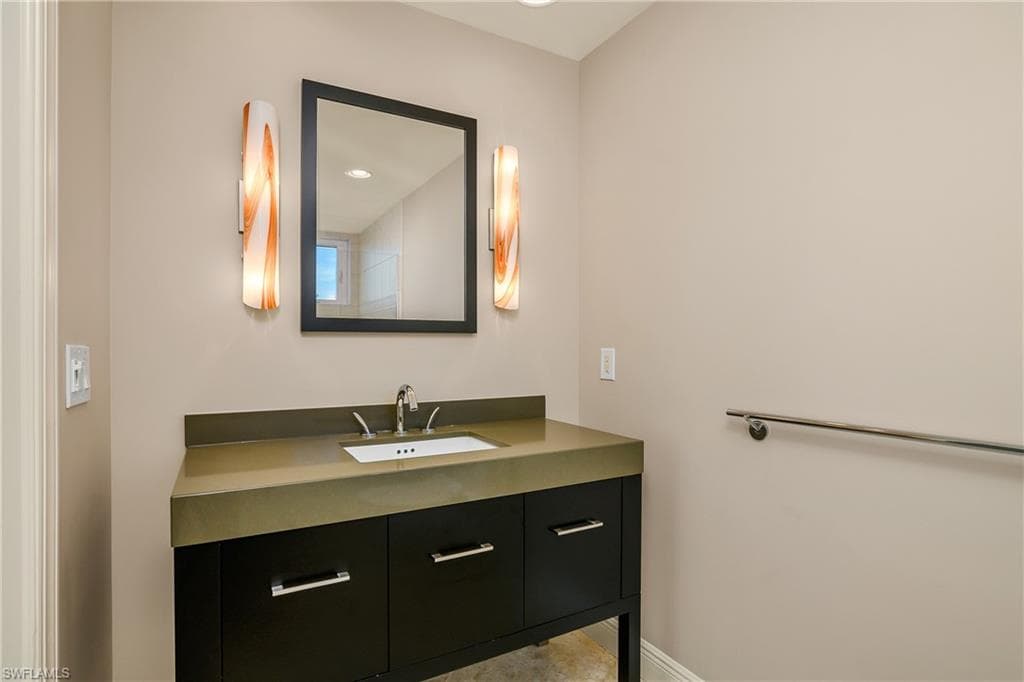 275 Indies Way 1606, Naples, FL 34110-39