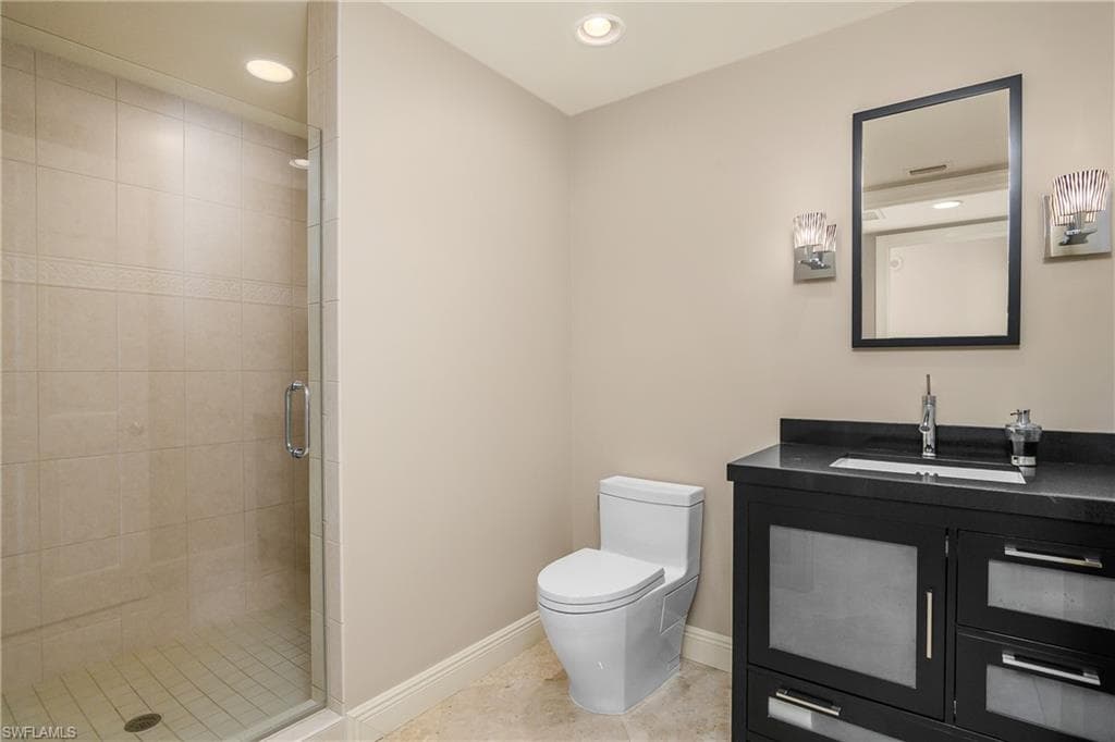 275 Indies Way 1606, Naples, FL 34110-43
