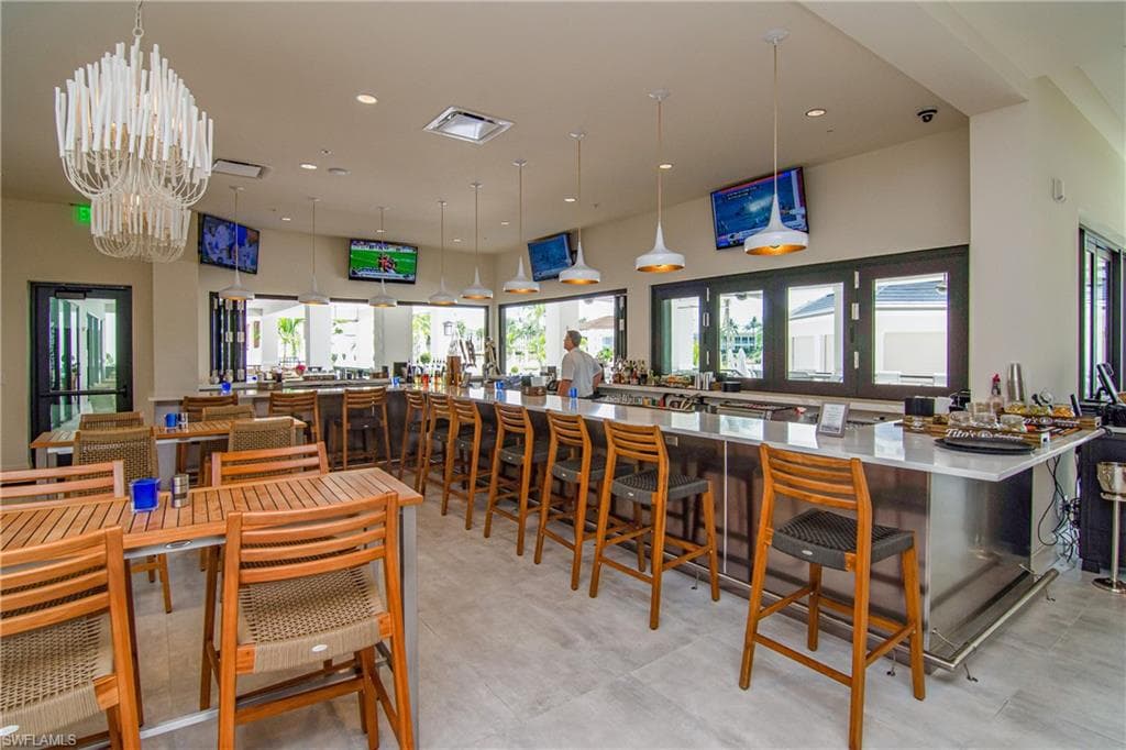 275 Indies Way 1606, Naples, FL 34110-7