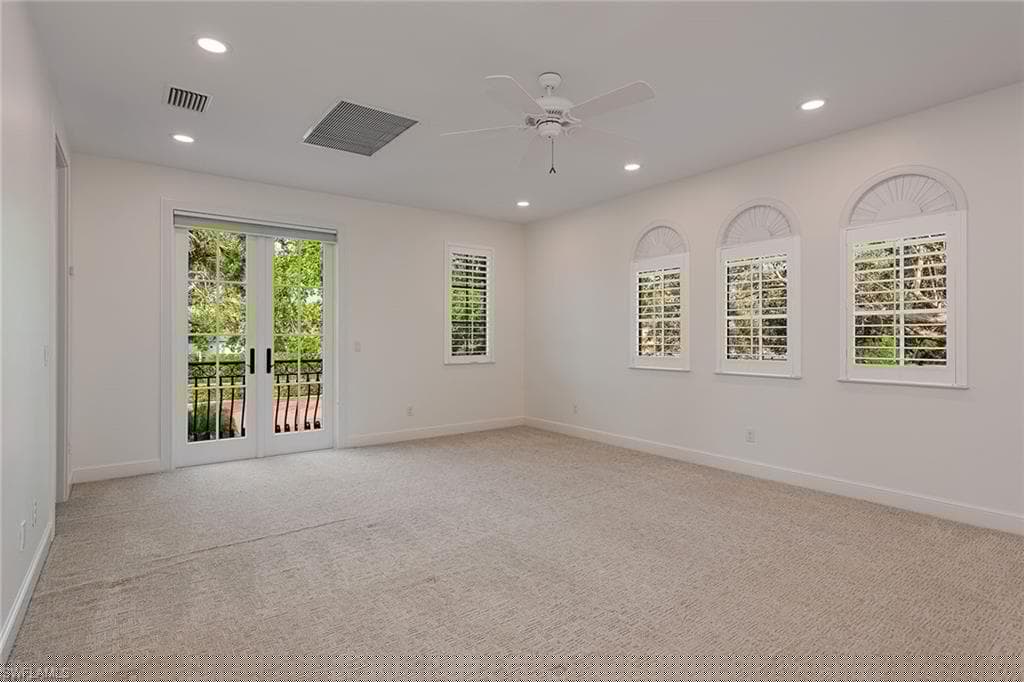 8169 Via Vecchia, Naples, FL 34108-10