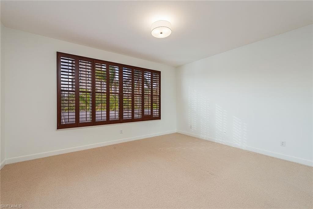 8169 Via Vecchia, Naples, FL 34108-11