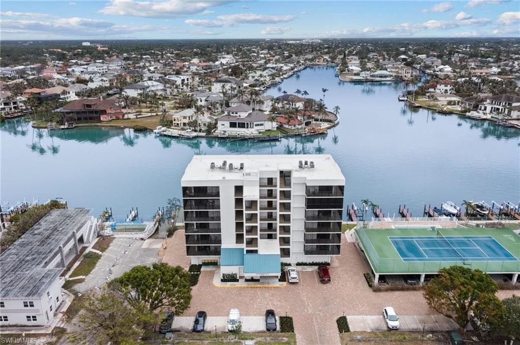 10482 Gulf Shore Dr 221, Naples, FL 34108-36