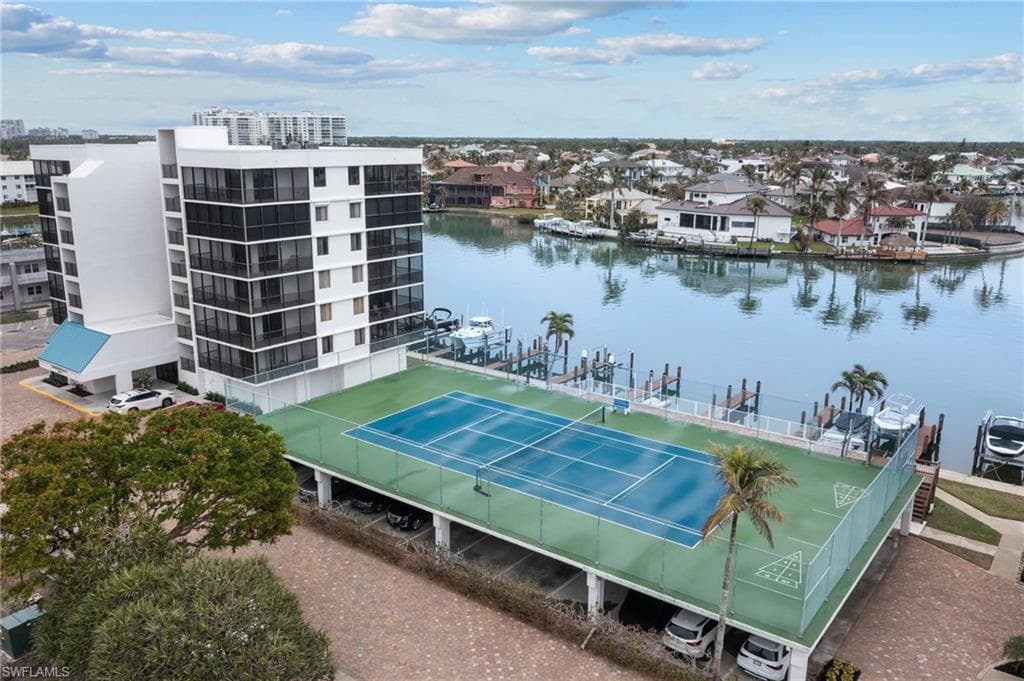 10482 Gulf Shore Dr 221, Naples, FL 34108-37