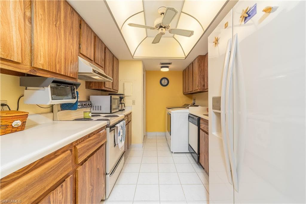 3625 Boca Ciega Dr 208, Naples, FL 34112-16