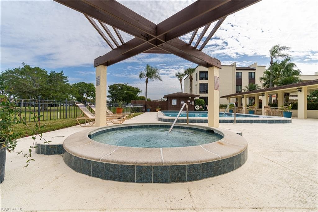 3625 Boca Ciega Dr 208, Naples, FL 34112-25