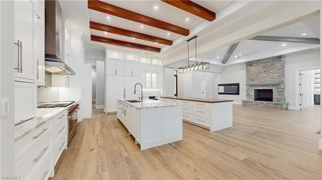 5990 English Oaks Ln, Naples, FL 34119-16