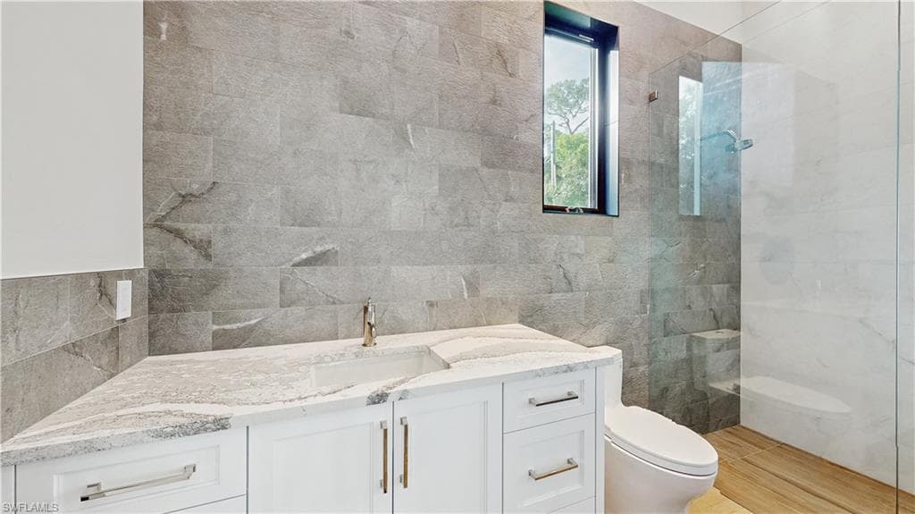 5990 English Oaks Ln, Naples, FL 34119-27