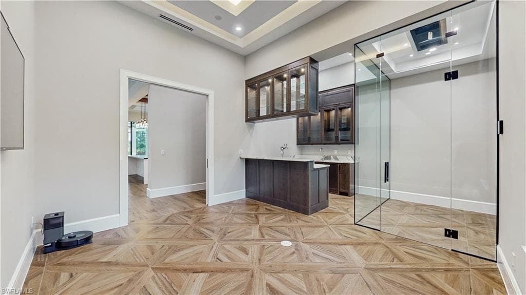 5990 English Oaks Ln, Naples, FL 34119-35