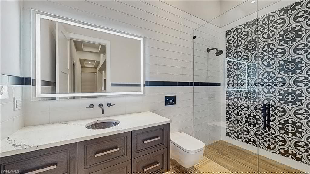 5990 English Oaks Ln, Naples, FL 34119-39