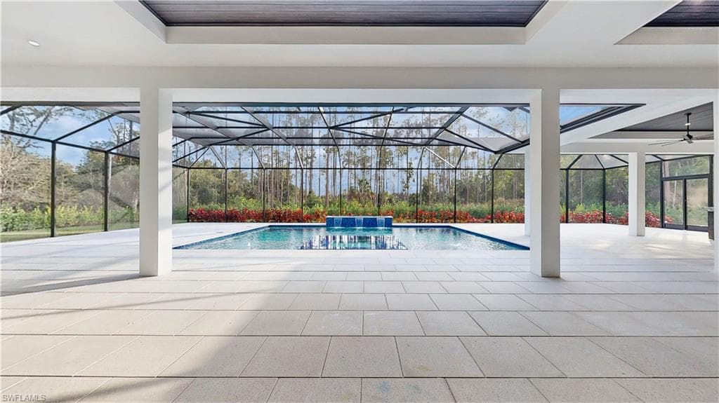 5990 English Oaks Ln, Naples, FL 34119-5