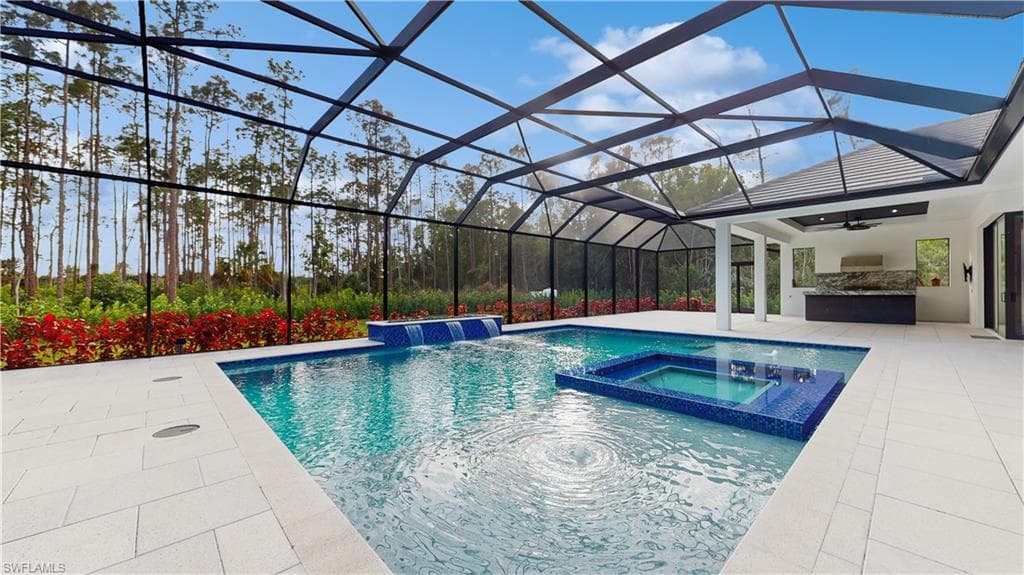 5990 English Oaks Ln, Naples, FL 34119-7