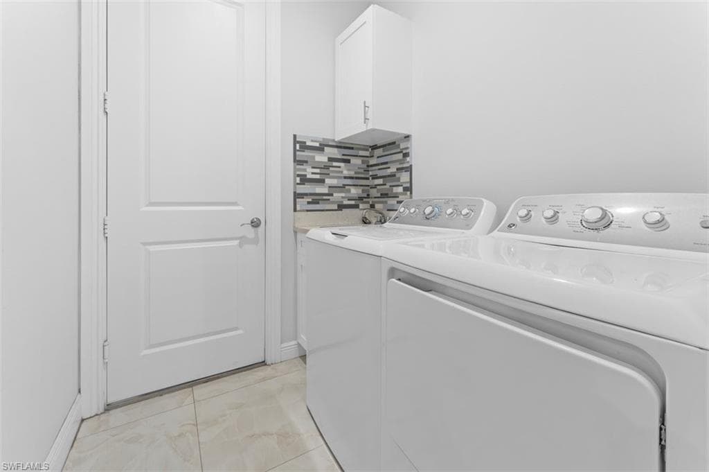 3612 31st Ave NE, Naples, FL 34120-13