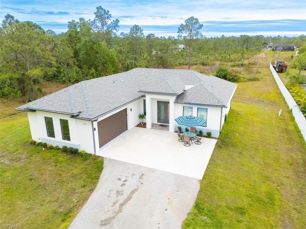 3612 31st Ave NE, Naples, FL 34120-16
