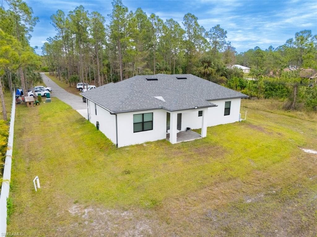 3612 31st Ave NE, Naples, FL 34120-17