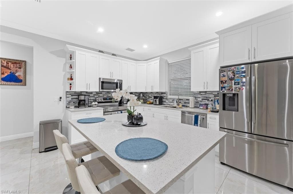 3612 31st Ave NE, Naples, FL 34120-5