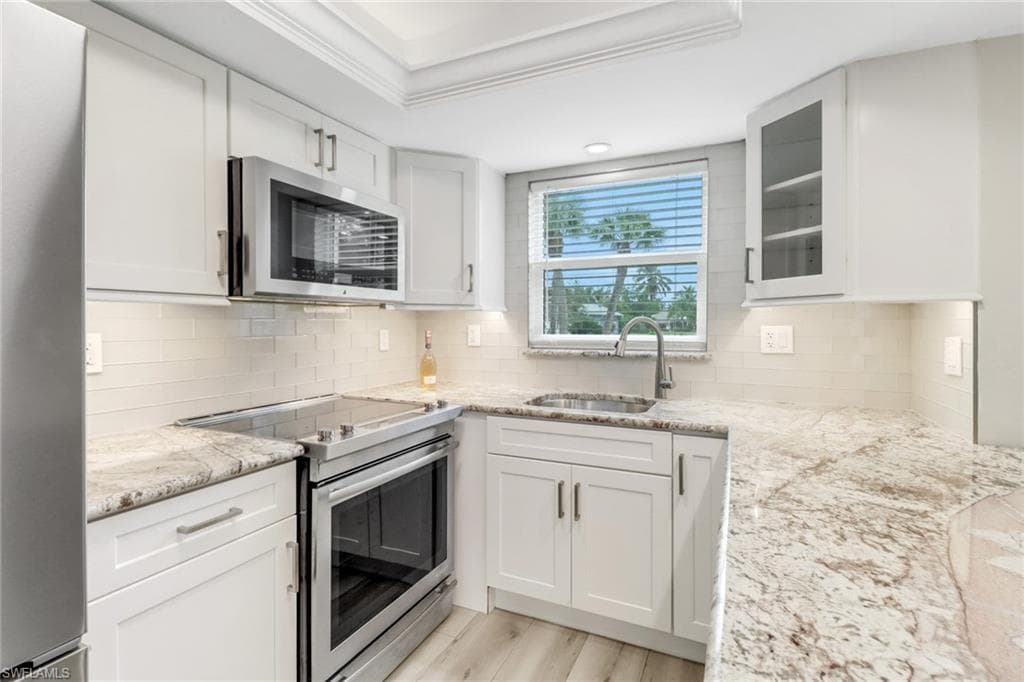 1549 Sandpiper St 1, Naples, FL 34102-5