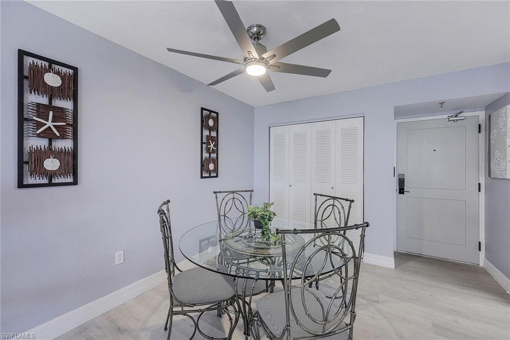 320 Seaview Ct 308, Marco Island, FL 34145-10