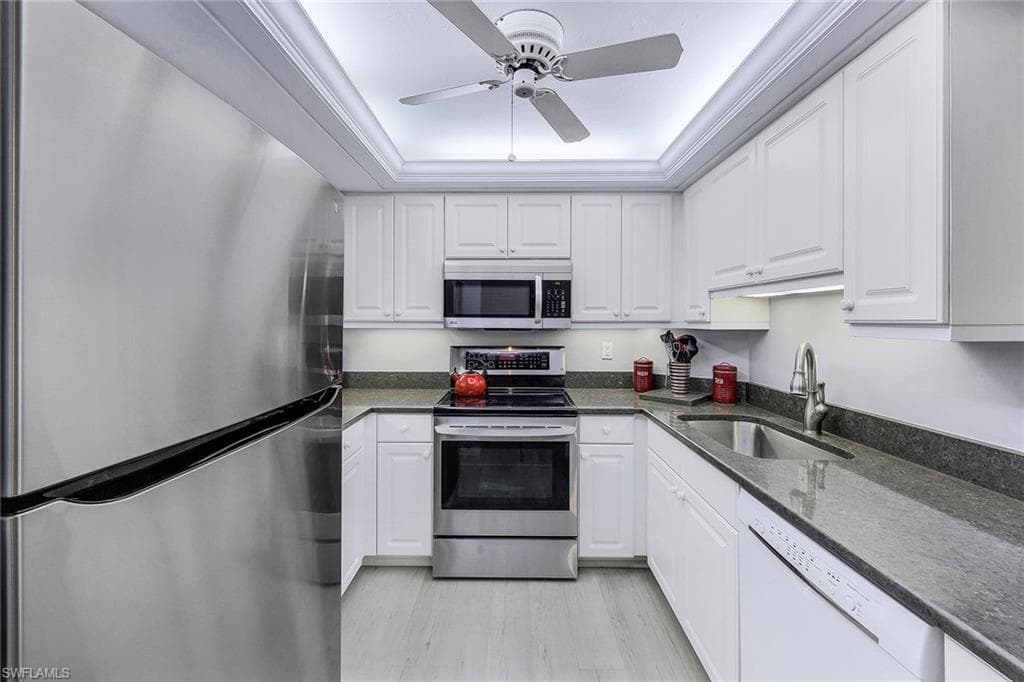 320 Seaview Ct 308, Marco Island, FL 34145-14