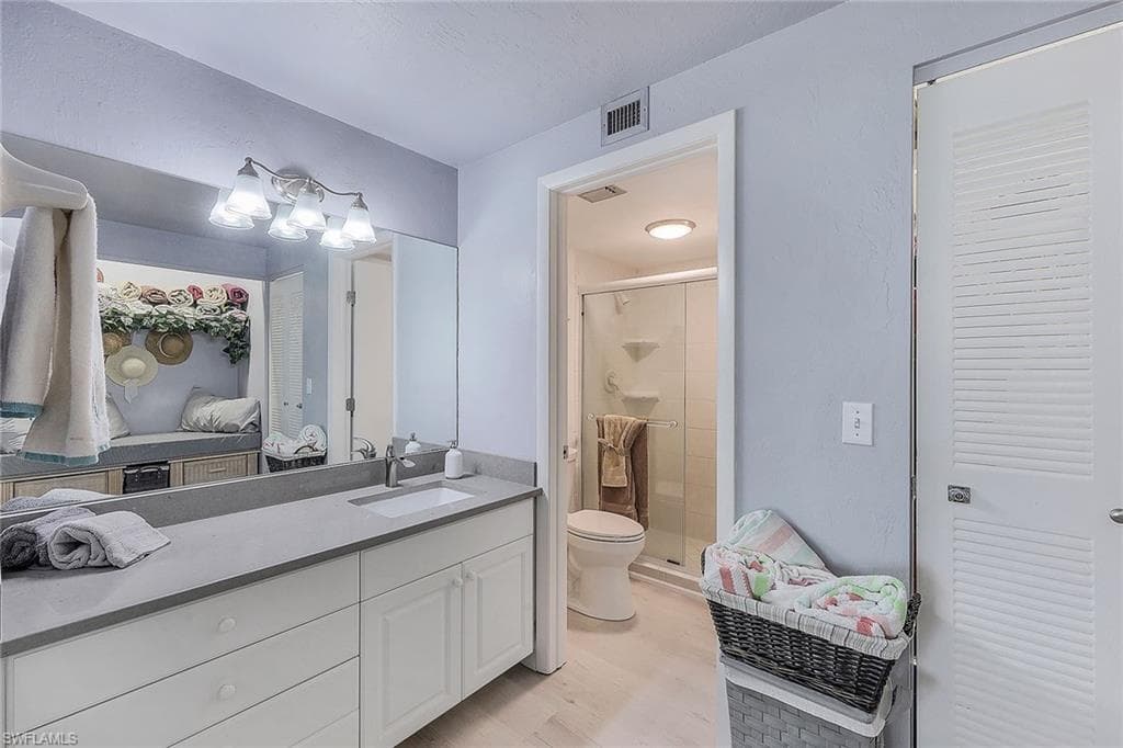 320 Seaview Ct 308, Marco Island, FL 34145-22