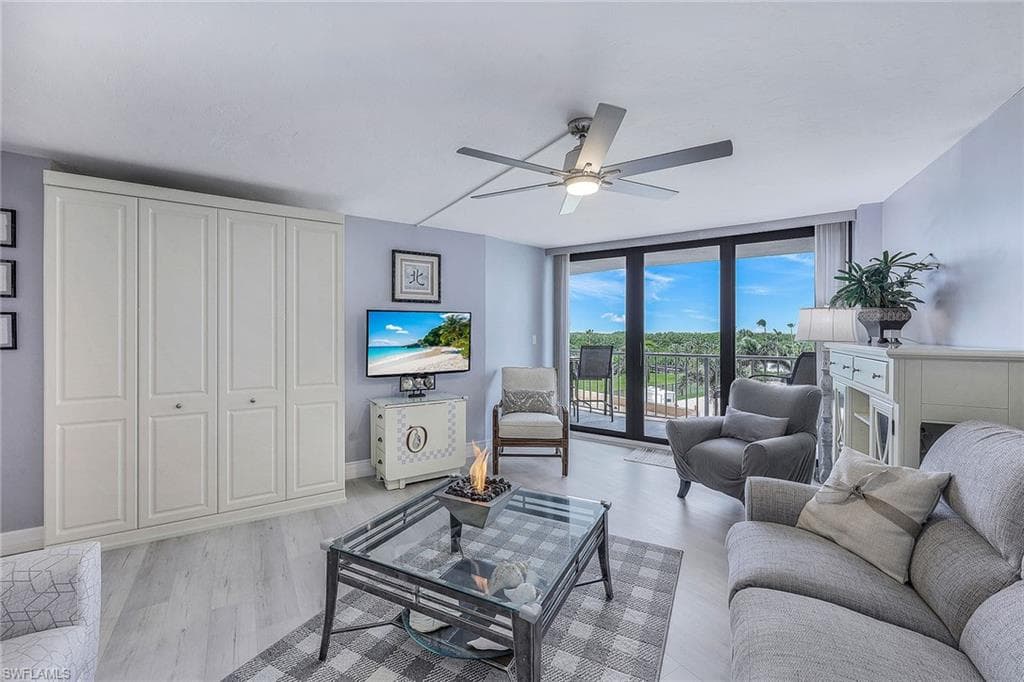 320 Seaview Ct 308, Marco Island, FL 34145-2