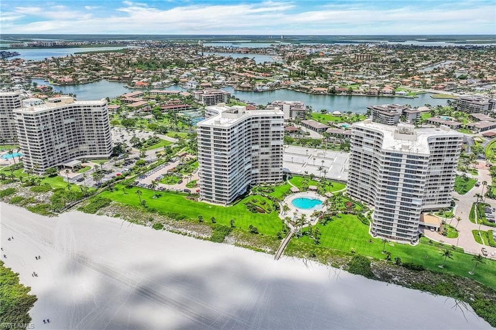 320 Seaview Ct 308, Marco Island, FL 34145-32