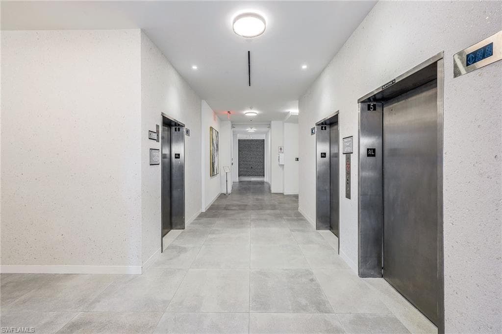 320 Seaview Ct 308, Marco Island, FL 34145-38