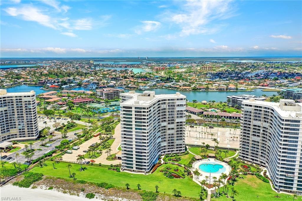 320 Seaview Ct 308, Marco Island, FL 34145-40