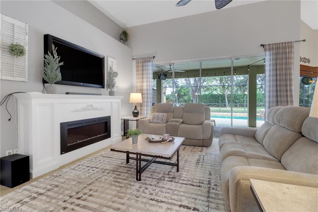 14913 Indigo Lakes Dr, Naples, FL 34119-4