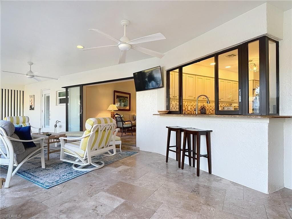 1659 Sandpiper St E, Naples, FL 34102-38