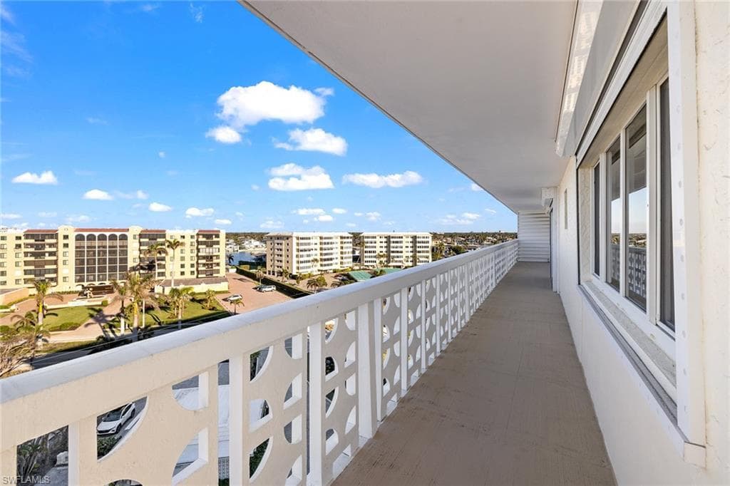 3401 Gulf Shore Blvd N Ph-c, Naples, FL 34103-29