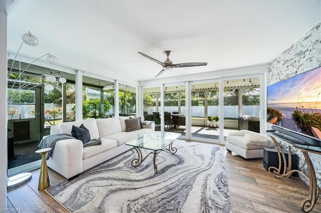 1268 13th Ave N, Naples, FL 34102-12