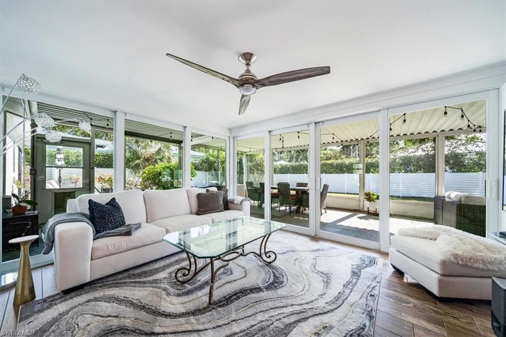 1268 13th Ave N, Naples, FL 34102-14