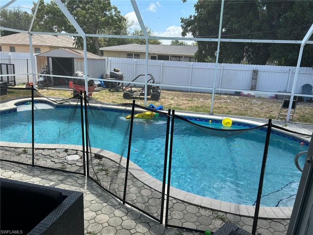 1630 20th St, Cape Coral, FL 33990-9