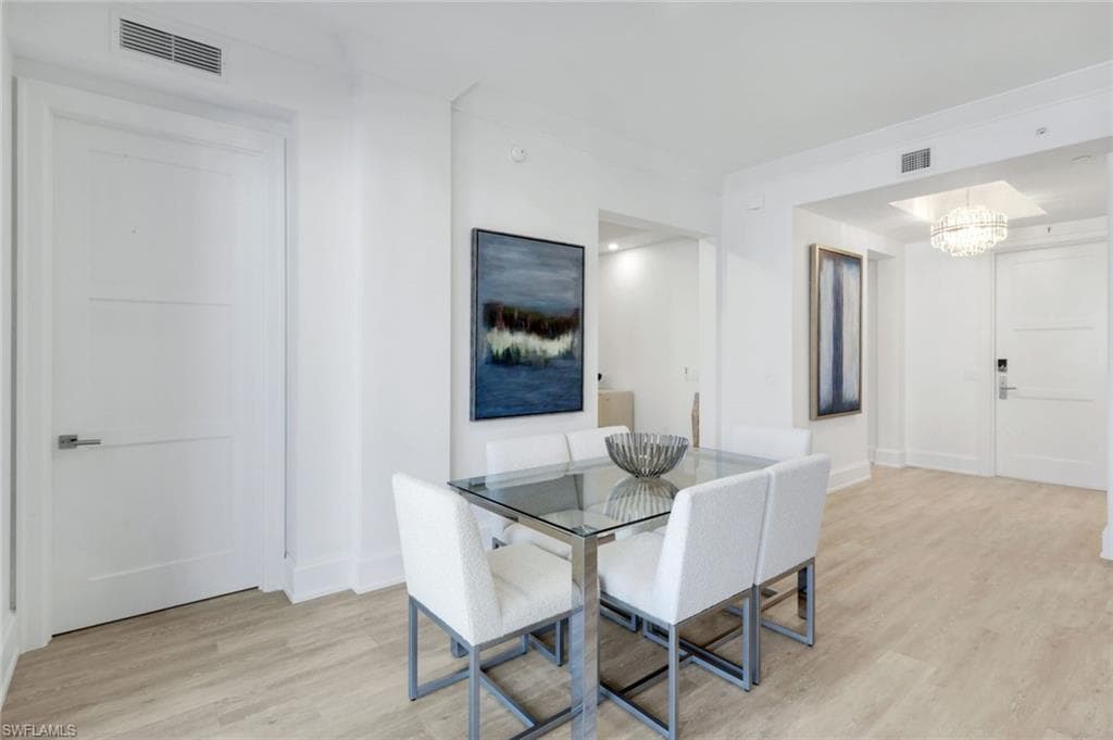 1030 3rd Ave S 419, Naples, FL 34102-12