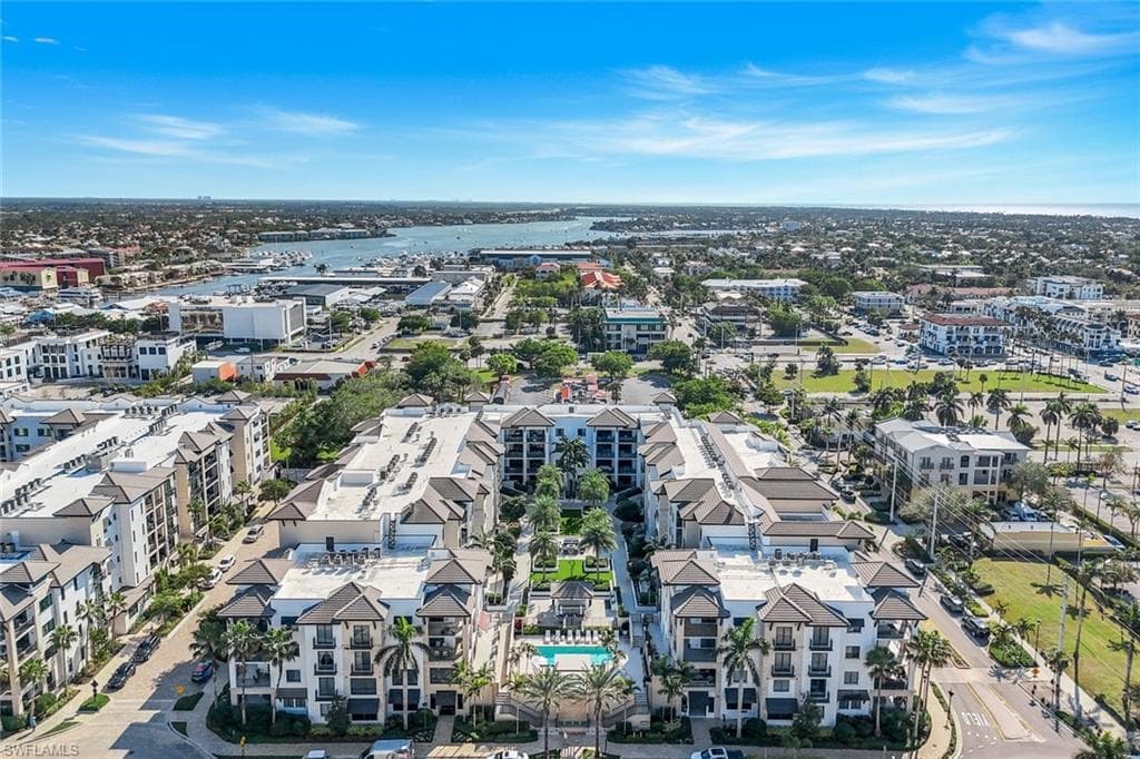 1030 3rd Ave S 419, Naples, FL 34102-32