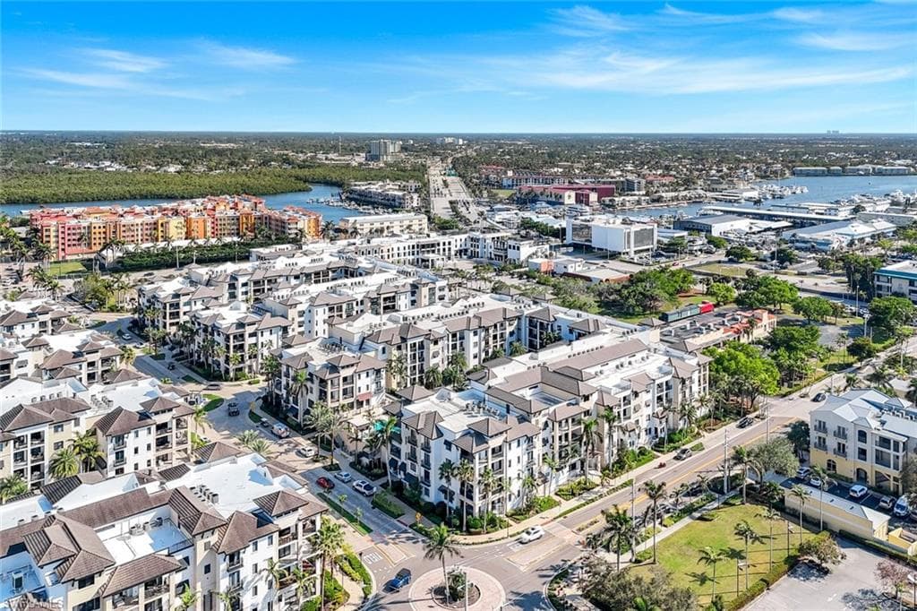 1030 3rd Ave S 419, Naples, FL 34102-33