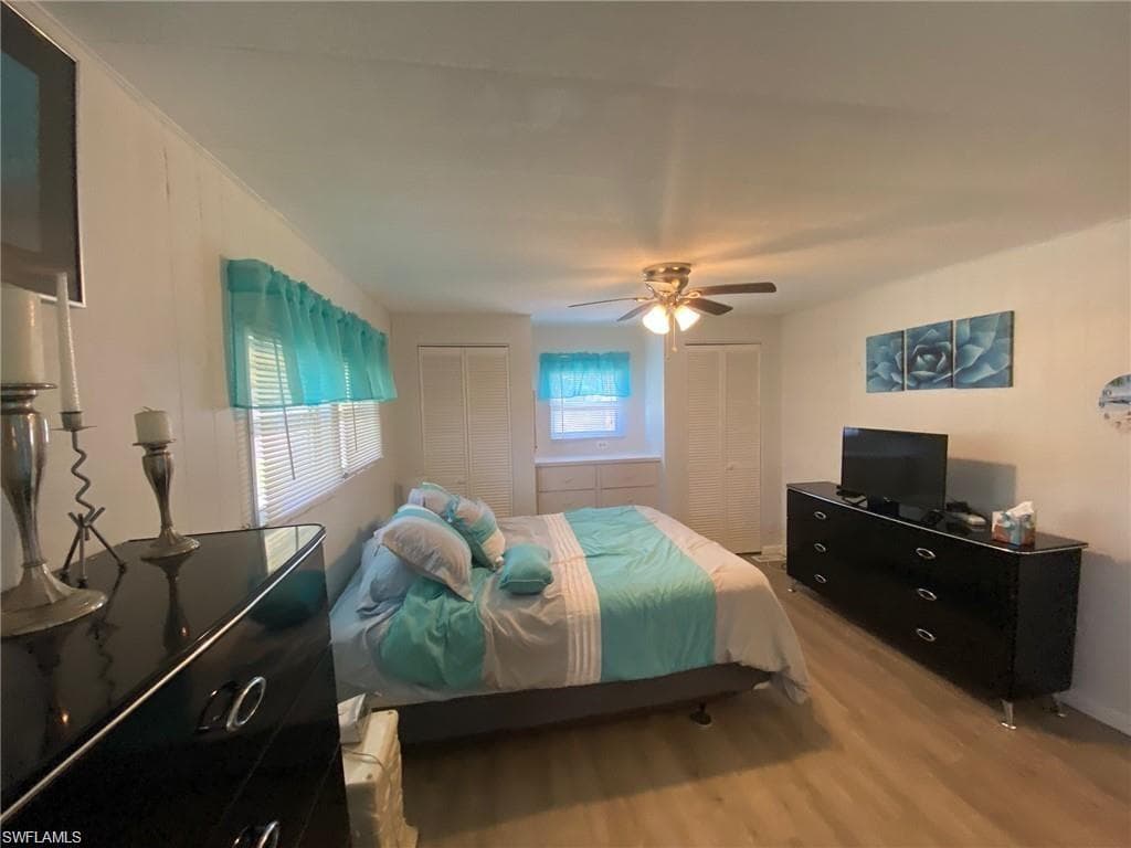 137 Enchanting Blvd, Naples, FL 34112-12