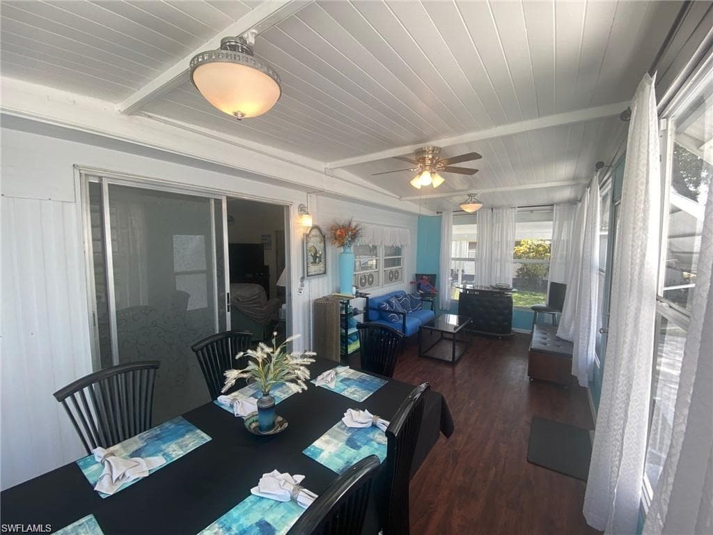 137 Enchanting Blvd, Naples, FL 34112-5